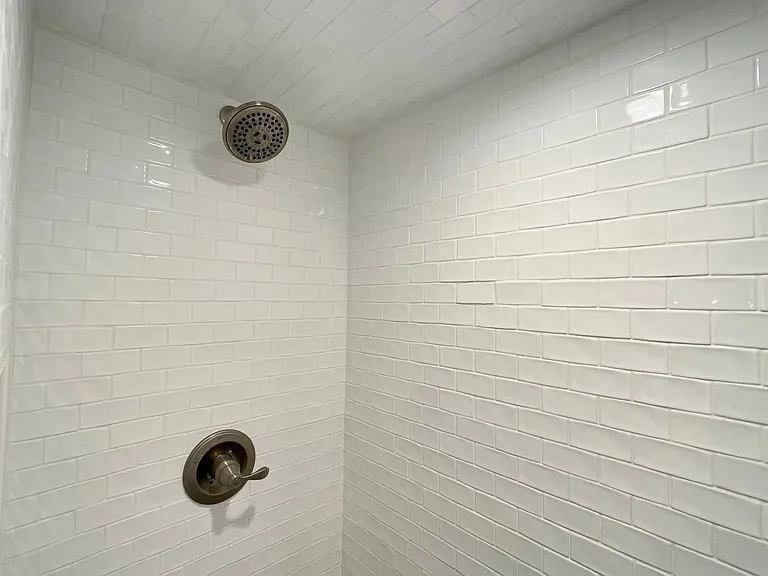 2220 Leon St #103 — Photo 11