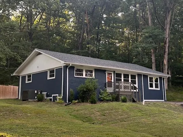 1020 Cowan St, Paris, TN 38242