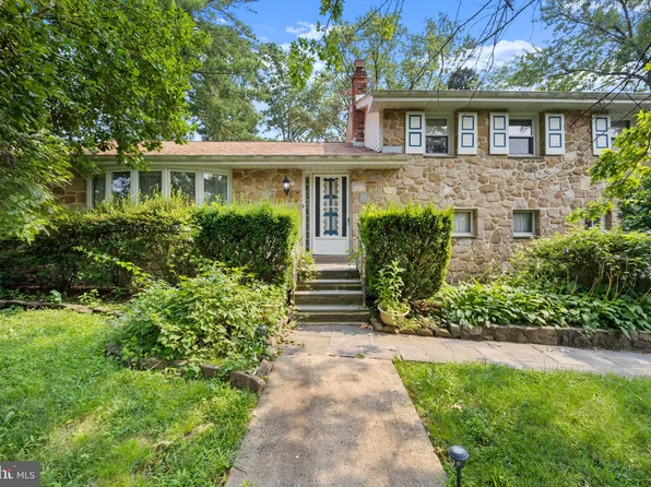 417 Gribbel Rd, Wyncote, PA 19095