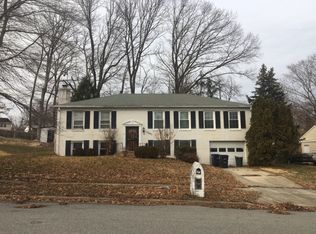 5300 Lansing Dr, Temple Hills, MD 20748