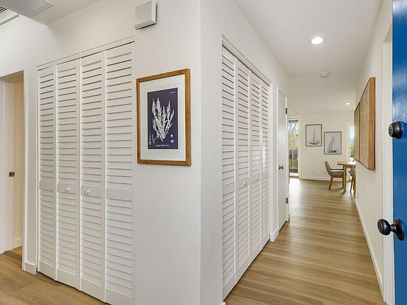 5th image of 94 Biscayne Drive