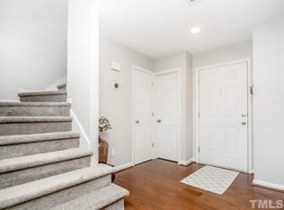 109 Sir Richard Ln, Chapel Hill, NC 27517