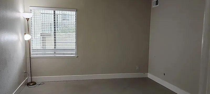 1 bed, 1.0 bath, 754 sqft, $1,900 — Photo 2