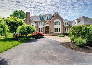 14 Longs Ct, Hockessin, DE 19707