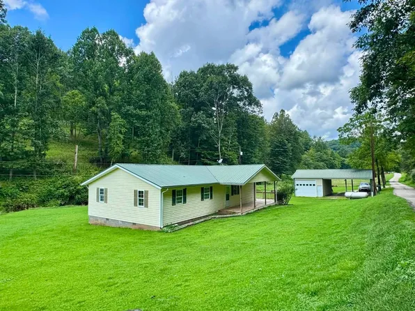 1350 Windyville Rd, Spencer, WV 25276