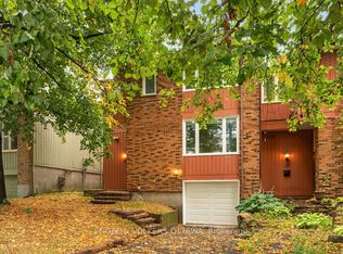 12 Bayside Point, Ottawa, ON K1V9R3