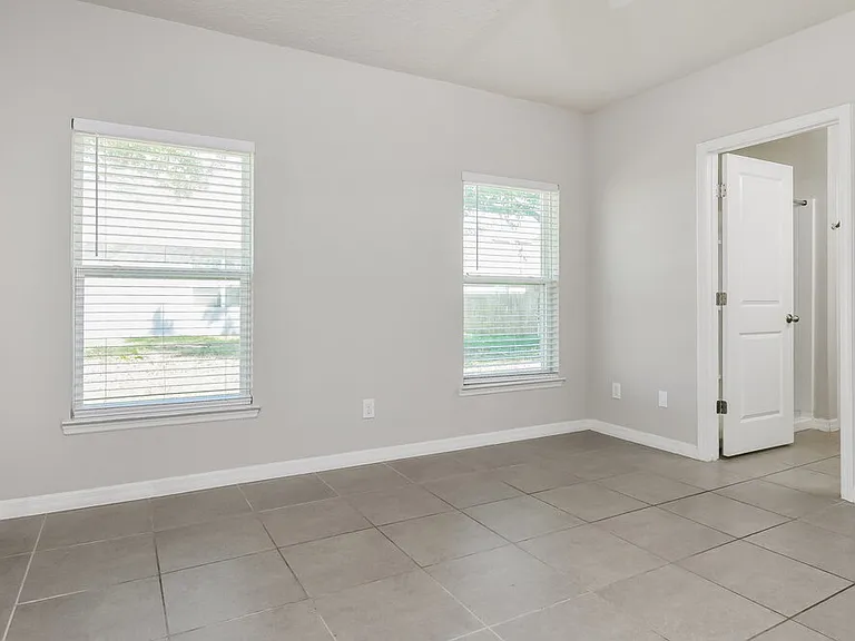 1387 Burnley Ct — Photo 11