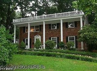 4313 Pickett Rd, Fairfax, VA 22032