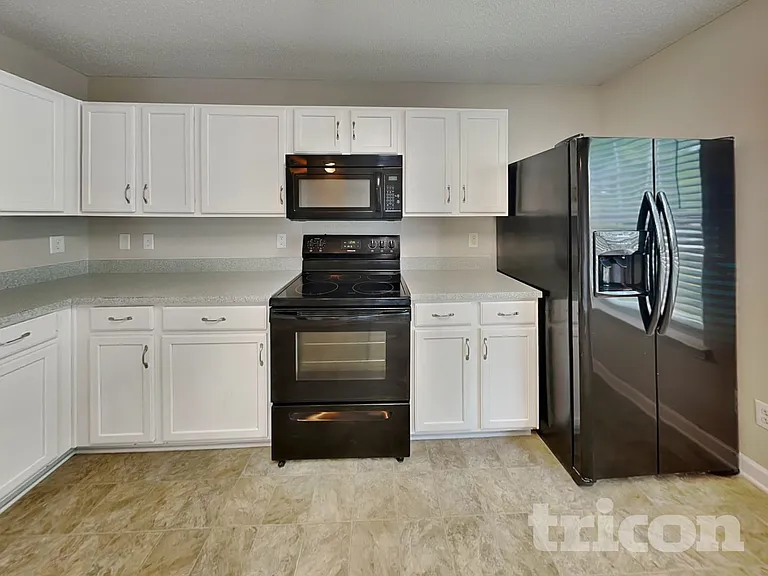 1024 Crowders Woods Dr — Photo 4