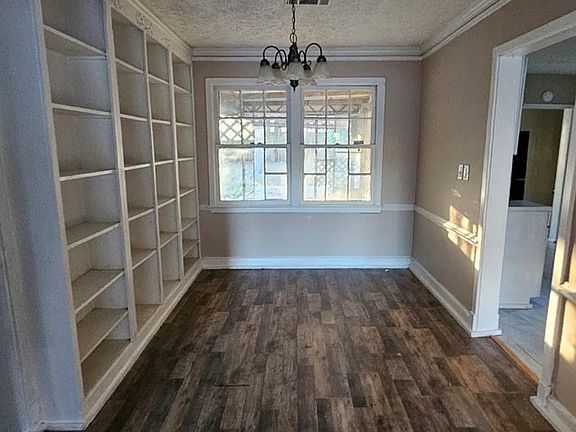 4th image of 3774 Maclamar Rd