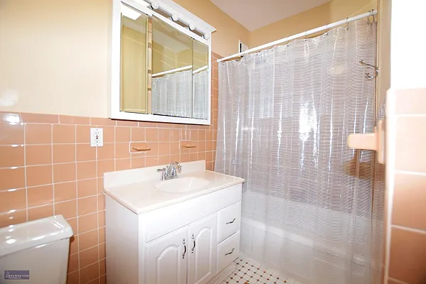 Rented by Brownstone Real Estate | media 14