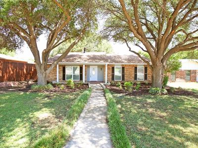 5028 Wagner Cir, The Colony, TX, 75056