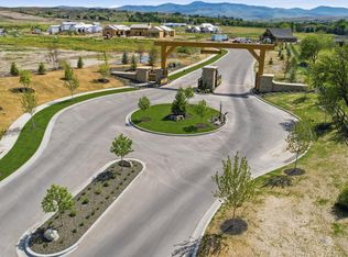 480 E Equine Ln, Eagle, ID 83616