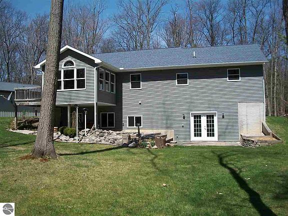 4th image of 3599 Dill Dr