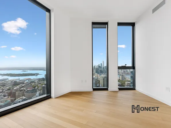 9 De Kalb Avenue image 2 of 27