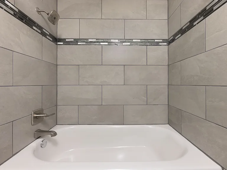 1030 SW 6th Dr #2 — Photo 16