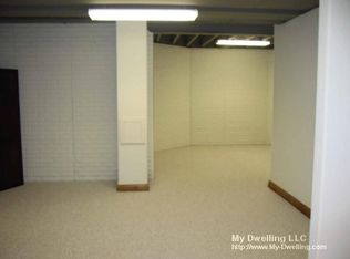 12215 N Ridgeway Ln, Mequon, WI 53097