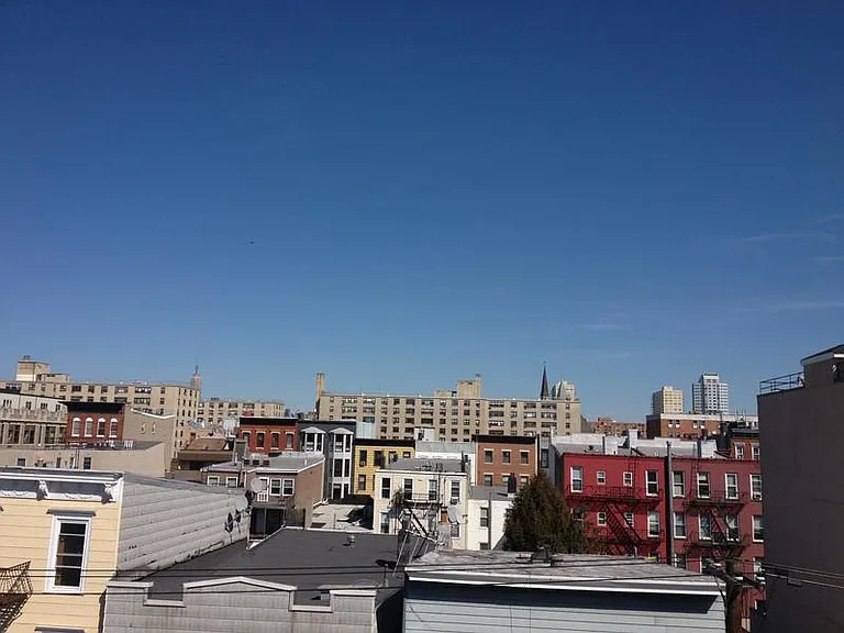 Jefferson St — Photo 14