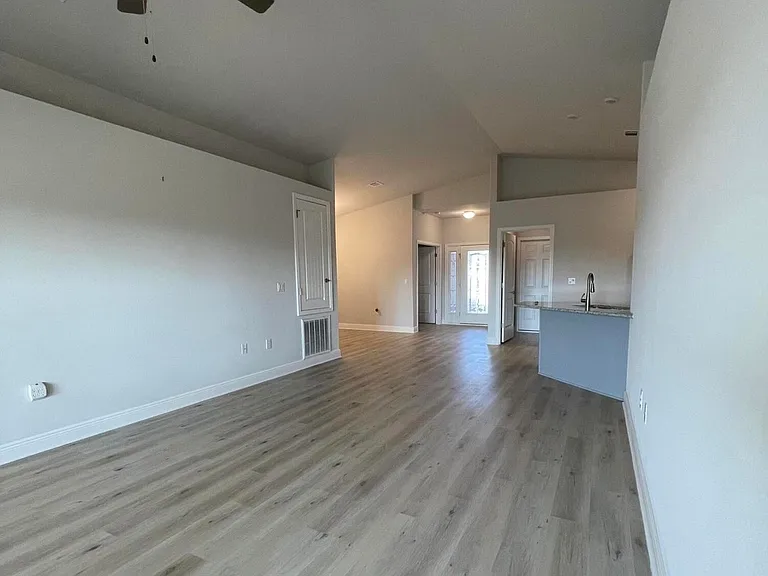 3851 Redbud Way — Photo 12