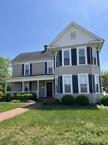 203 E Jackson Ave #B Photo 1