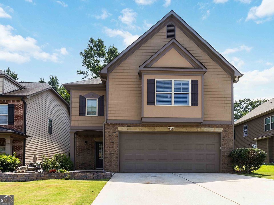 1st image of 2618 Lake Manor Cir
