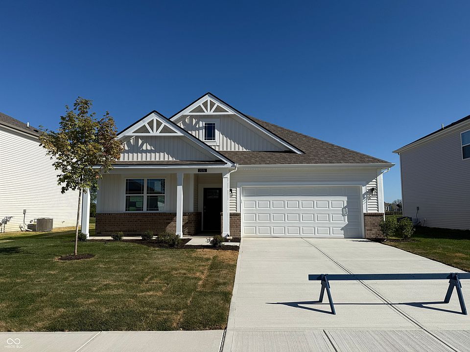 1st image of 2076 Quail West Dr