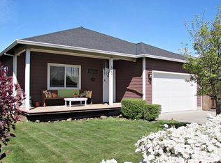 1740 Heritage Loop, Hood River, OR 97031