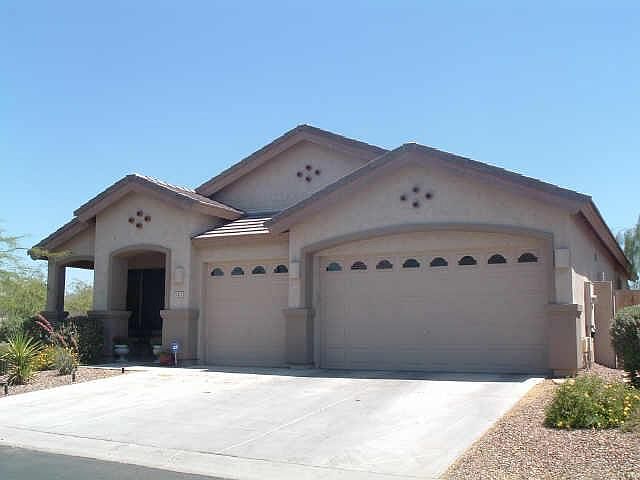 1st image of 2525 N Raven Circle