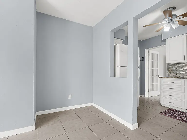 522 Florida Ave — Photo 6