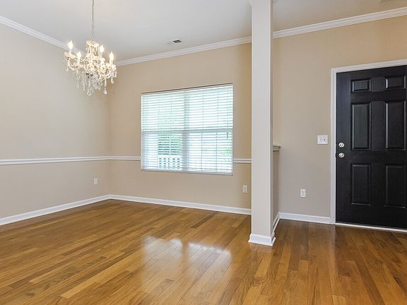 3rd image of 217 Switchback St
