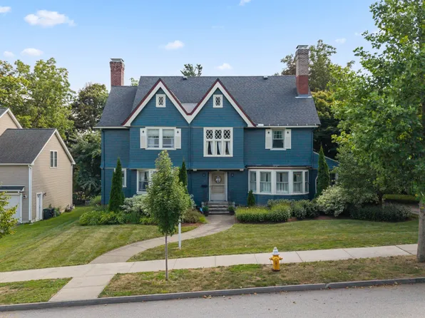 25 Kenwood Ave, Worcester, MA 01605