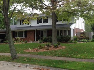 3004 Bonnie Ln, Saint Joseph, MI 49085