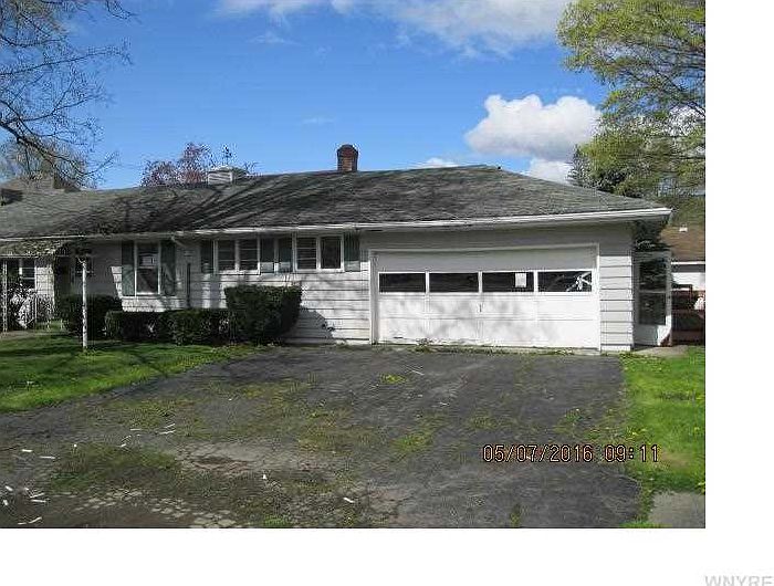 1st image of 75 Kincaid St