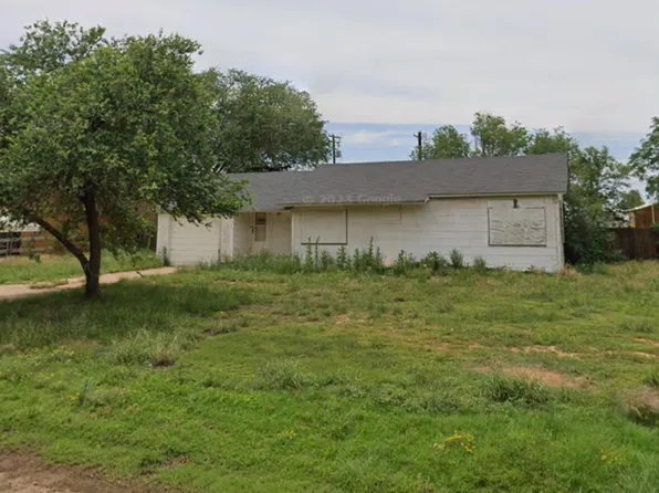 914 S Hockley Ave, Levelland, TX 79336