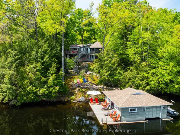 1246 Dudley Rd #3, Muskoka Lakes, ON P0B 1J0