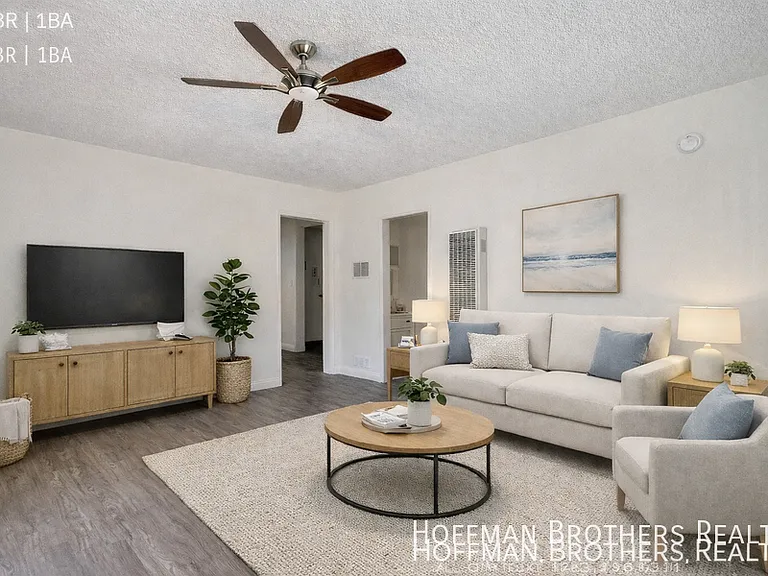 1031 S Westlake Ave #9 — Photo 1