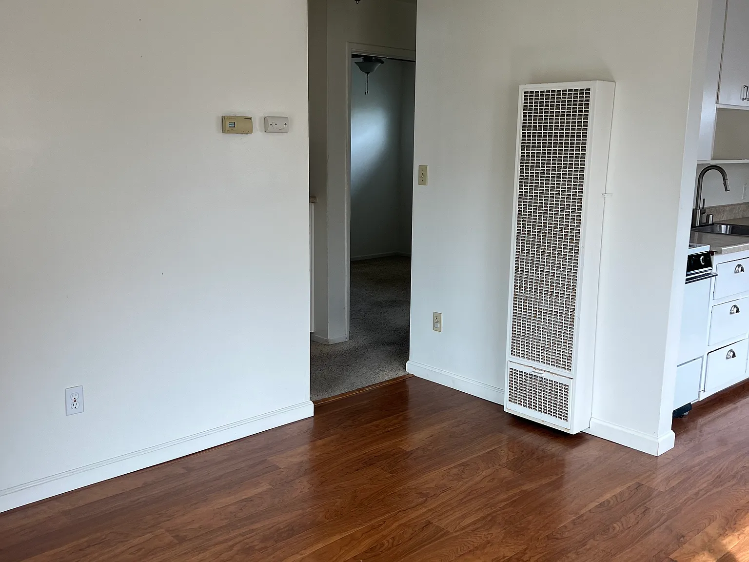 2 bed, 800 sqft, $2,600 — Photo 3