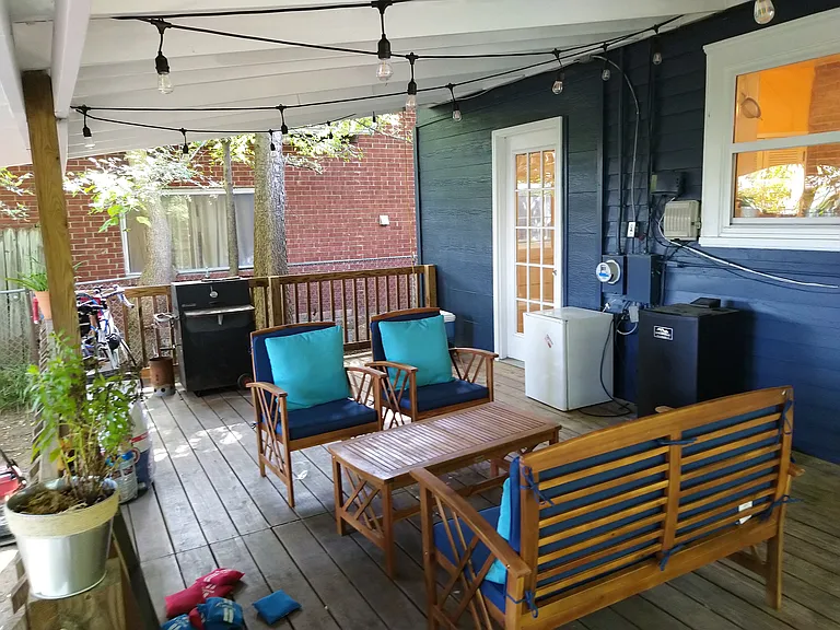 2221 E 12th Pl — Photo 24