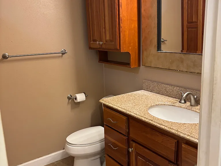 1708 Northline Dr — Photo 12