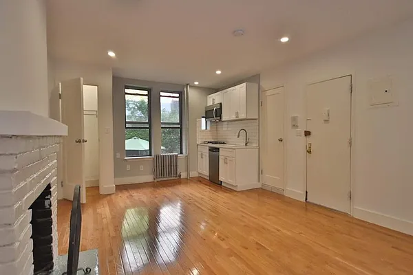 Rented by Highline Residential | media 5