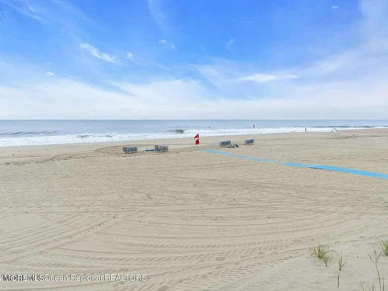 787 Ocean Ave #212 — Photo 1