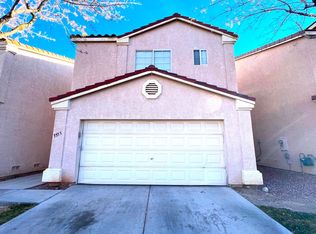5555 Leaning Oak Ave, Las Vegas, NV 89118