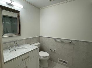 18 E Mount Vernon Pl #2, Baltimore, MD 21202