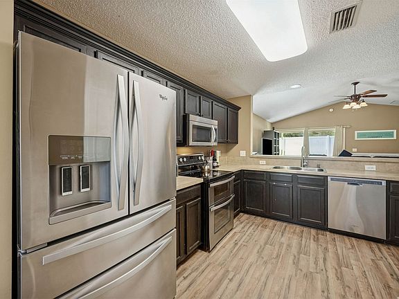 2nd image of 96307 Piedmont Dr