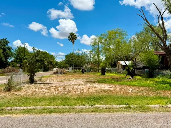 301 W Hazel St, San Juan, TX 78589
