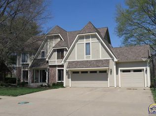 6042 SW 38th St, Topeka, KS 66610