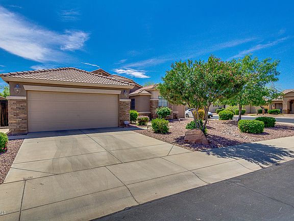 3rd image of 13435 W Banff Ln