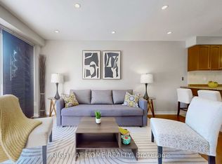 49 Wilkes Cres, Toronto, ON M1L 0B4