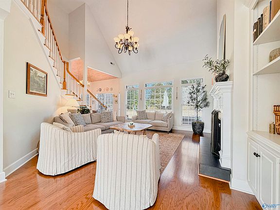 5th image of 2702 Summerwind Dr SE