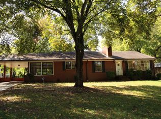 208 McKinley Dr, Winston Salem, NC 27107